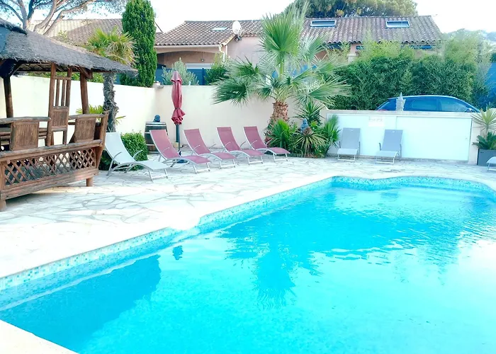 Reve D\'Azur, 2 Chambres, Maison Julia En Bord De Mer A La Nartelle, Piscine Partagee, Parking & Terrasse Bbq, Wifi Et Draps Inclus Plage A Pied